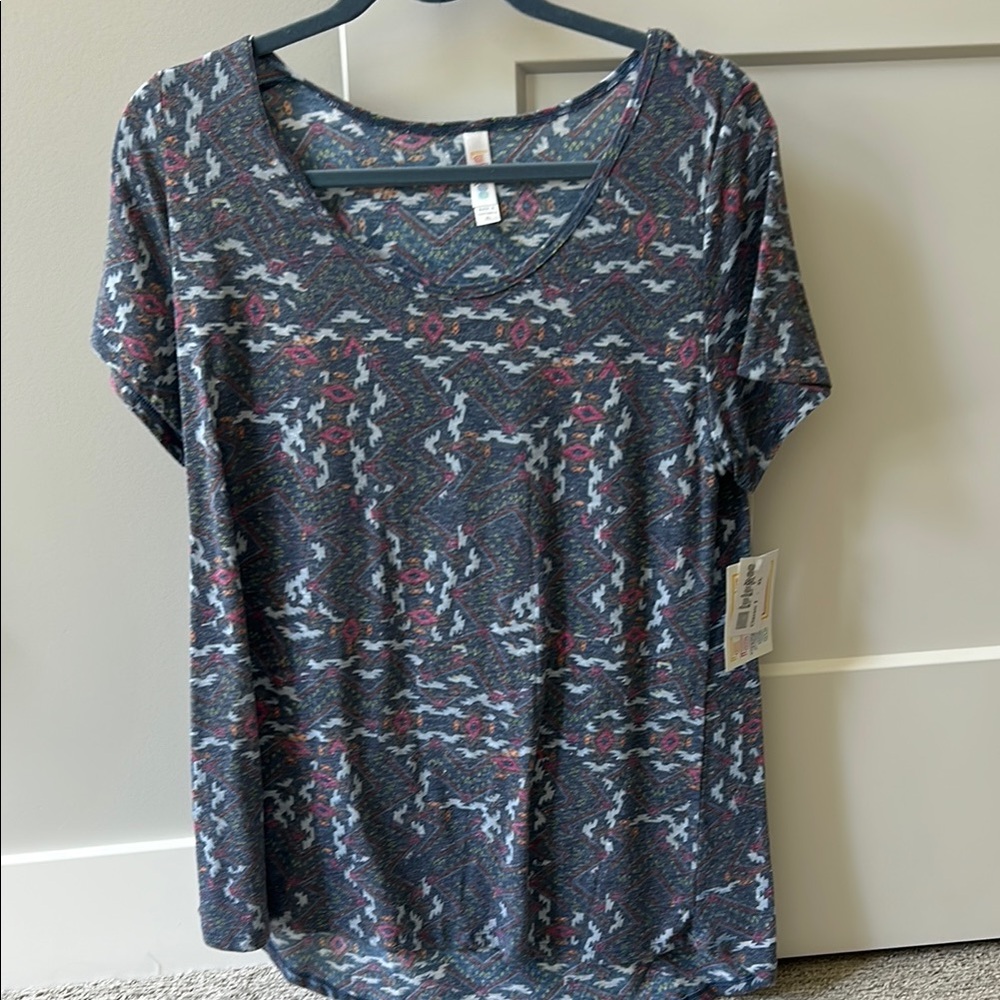LuLaRoe Gray Relaxed Short Sleeve Tee